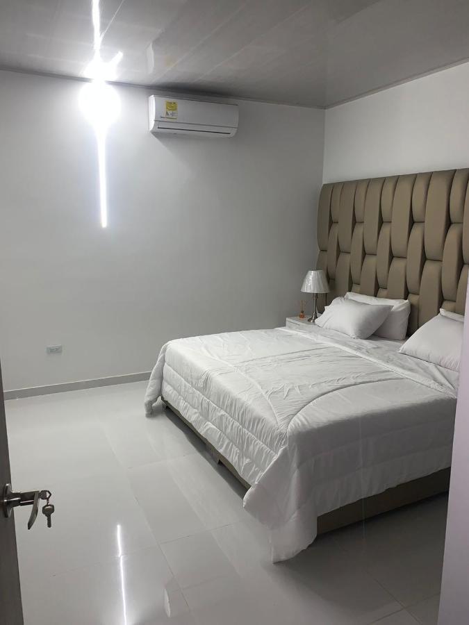 קאלי Ayenda Apartahotel Noche De Luna מראה חיצוני תמונה