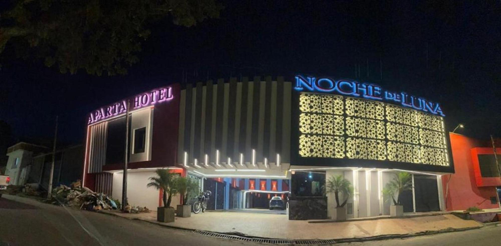 קאלי Ayenda Apartahotel Noche De Luna מראה חיצוני תמונה